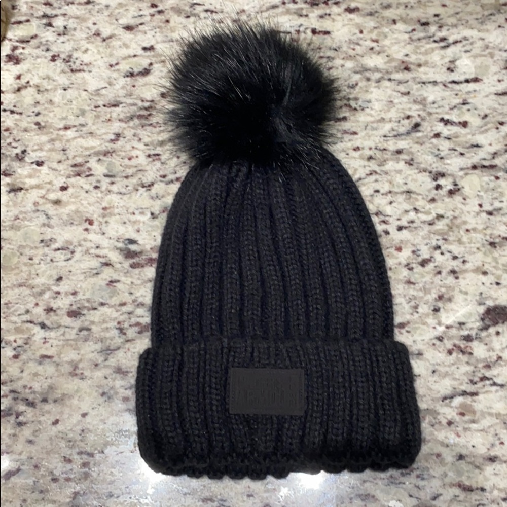 Under Armour black beanie